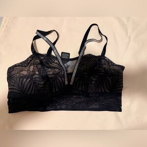 NWT Torrid Black Lace Bralette with Rhinestone Detail, Size 1 (Large)